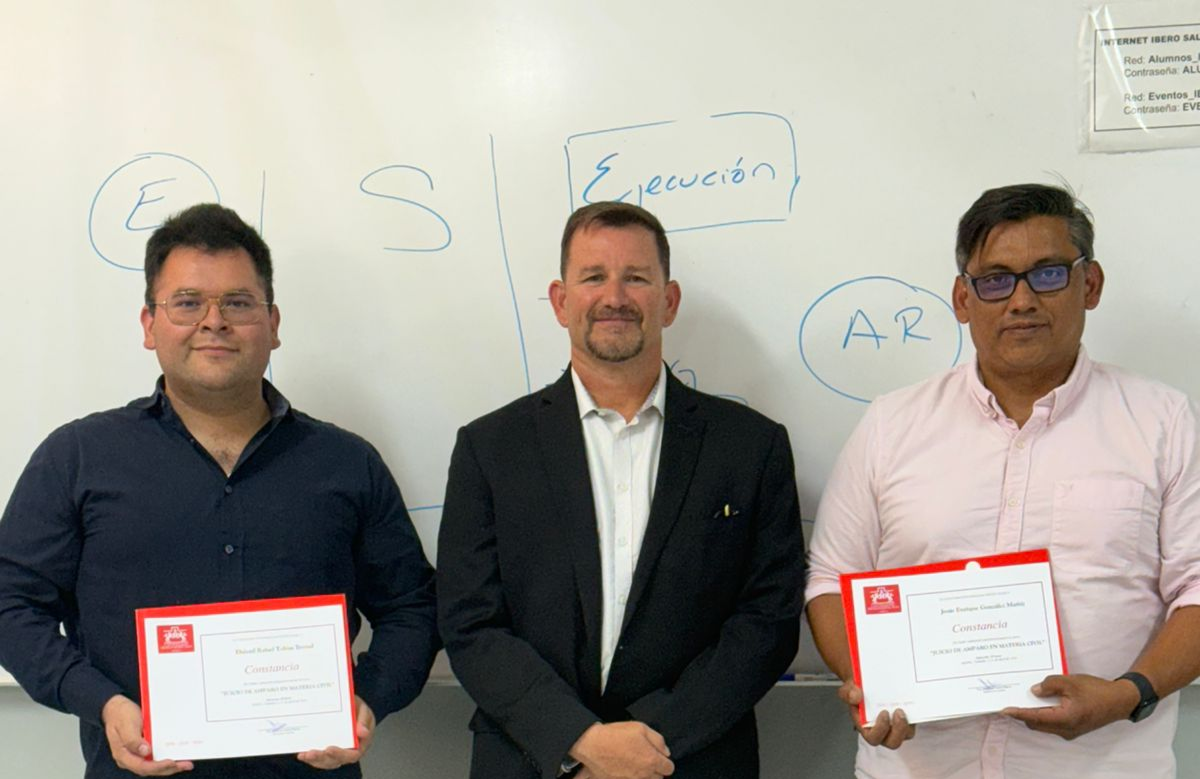 Cierre del curso en Juicio de Amparo